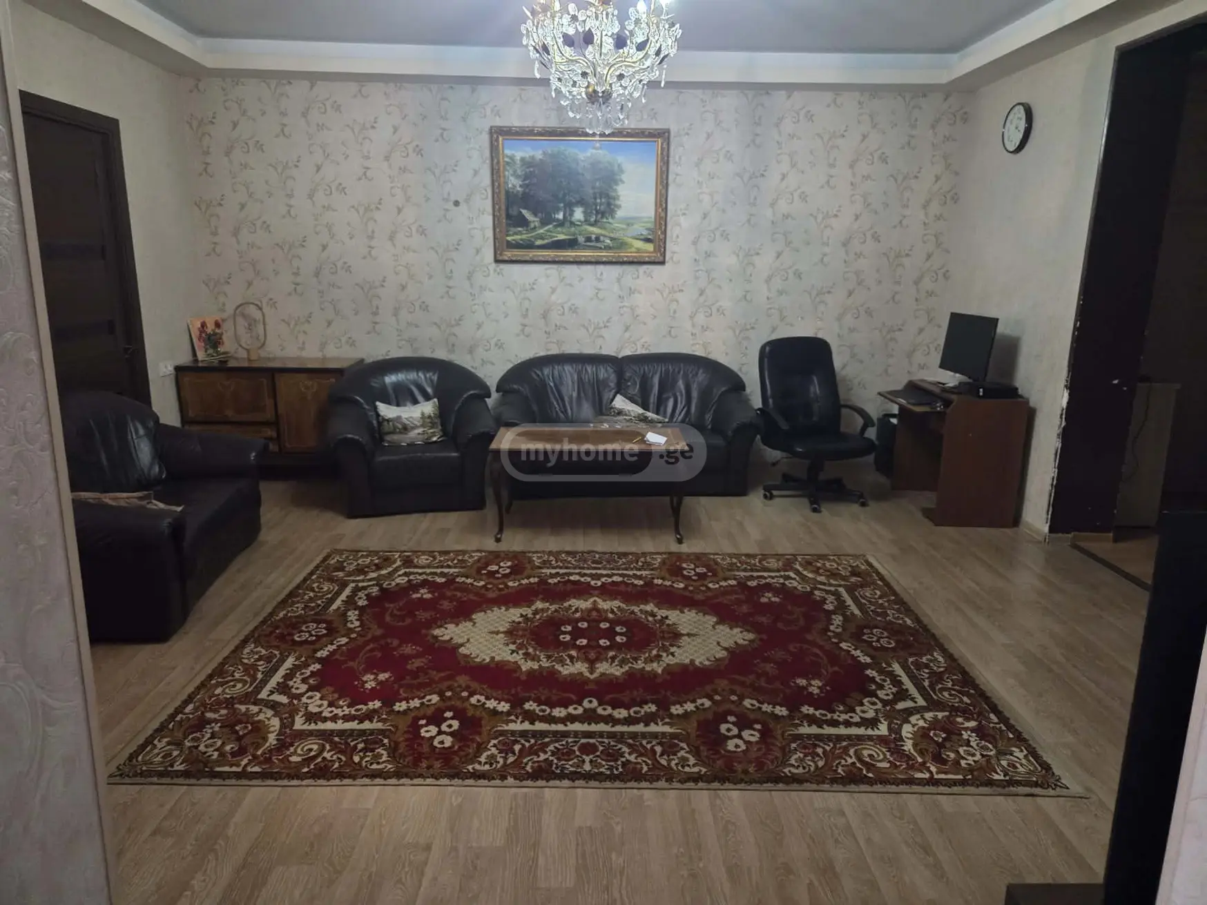 9 Room Private House For Sale view 2