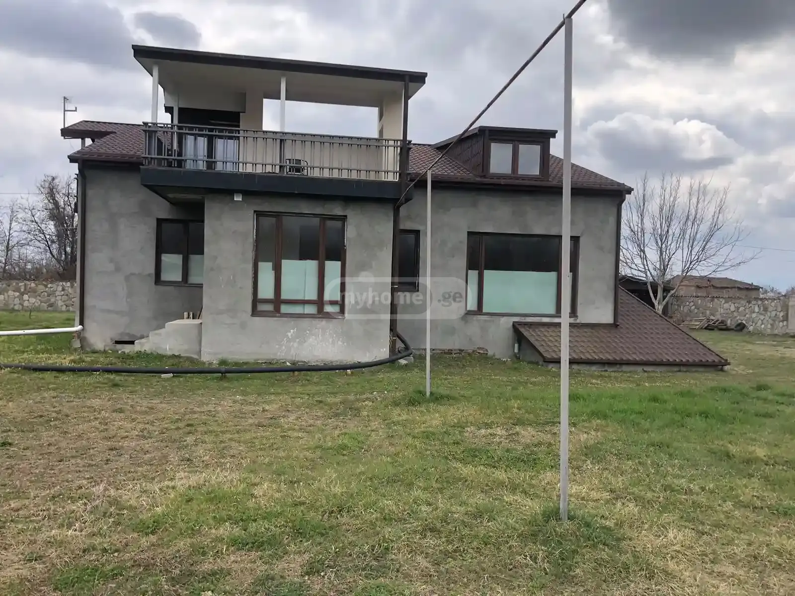 7 Room Private House For Sale view 1