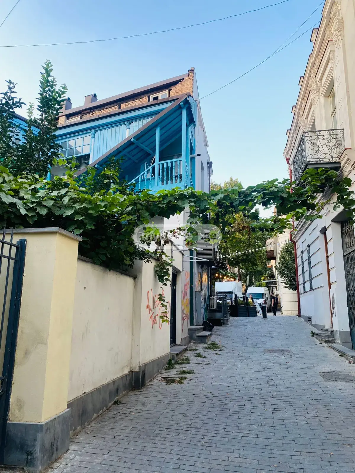 5 Room Hotel For Rent In Chugureti view 2