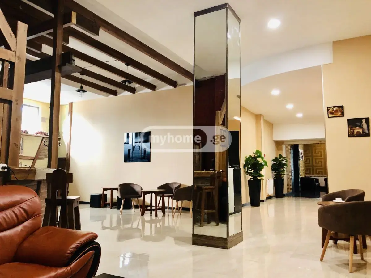 10+ Room Hotel For Rent In Isani view 1