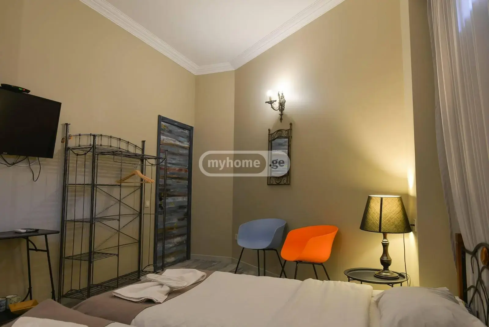 10+ Room Hotel For Rent In Isani view 3