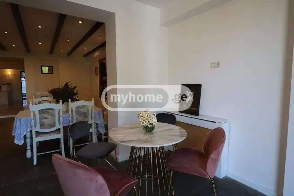 10+ Room Hotel For Rent In Vera view 5