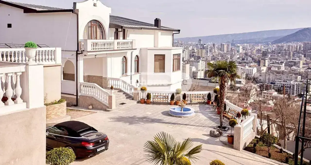 10+ Room Hotel For Rent In Vedzisi view 8