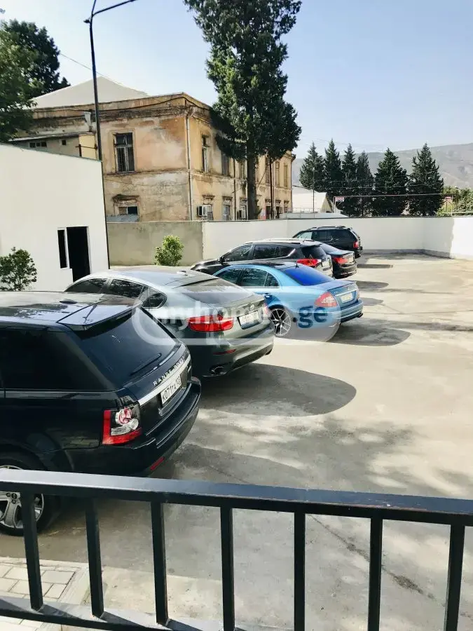 10+ Room Hotel For Rent In Isani view 5