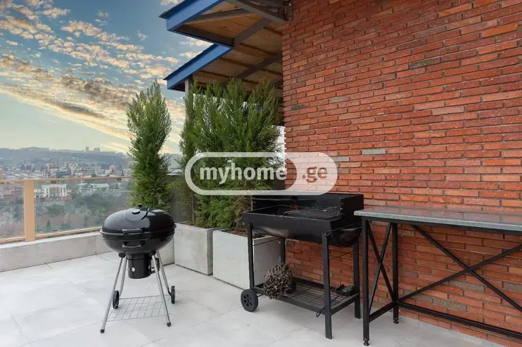 10+ Room Hotel For Rent In Abanotubani view 3