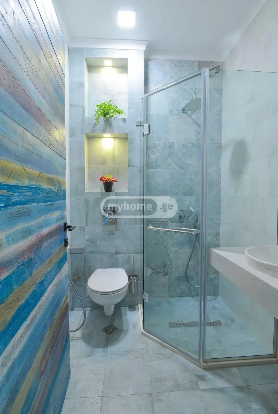 10+ Room Hotel For Rent In Isani view 9