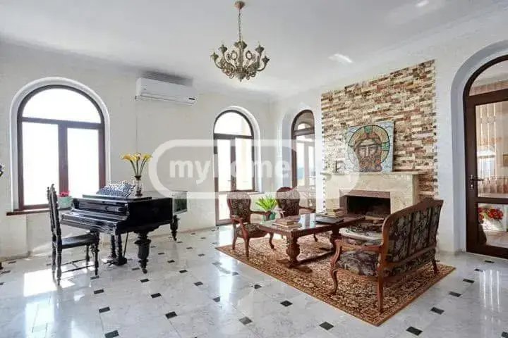 10+ Room Hotel For Rent In Vedzisi view 2