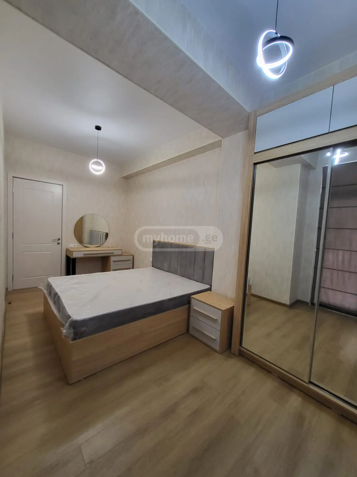 3 Room Apartment For Rent In Didube view 5