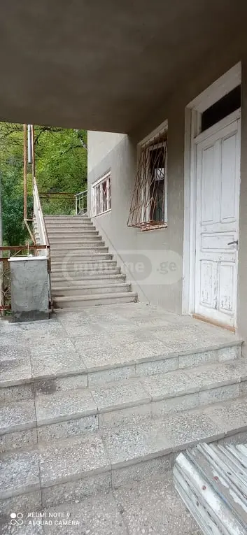 7 Room Country House For Sale view 2