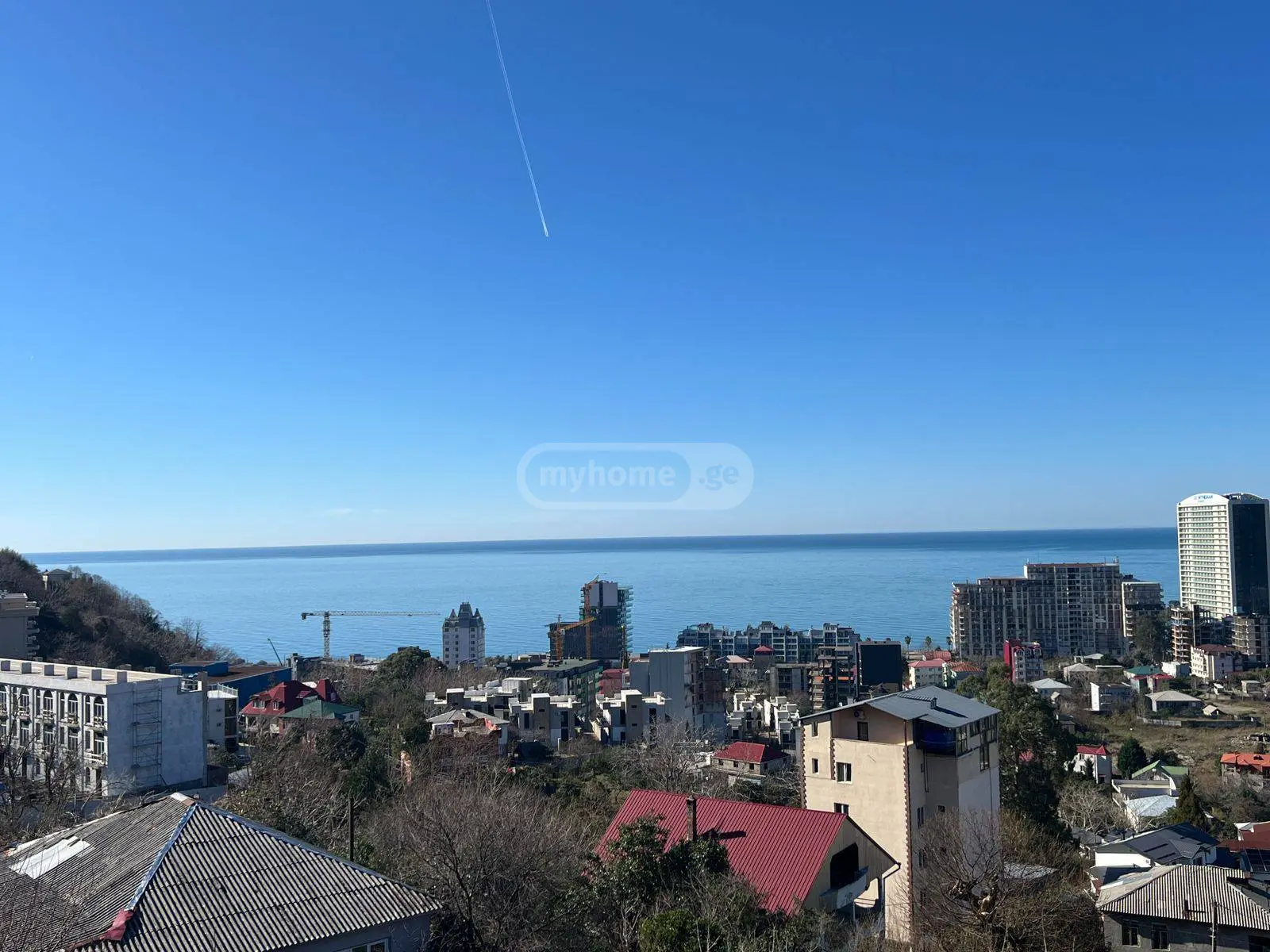 4 Room Private House For Sale view 2