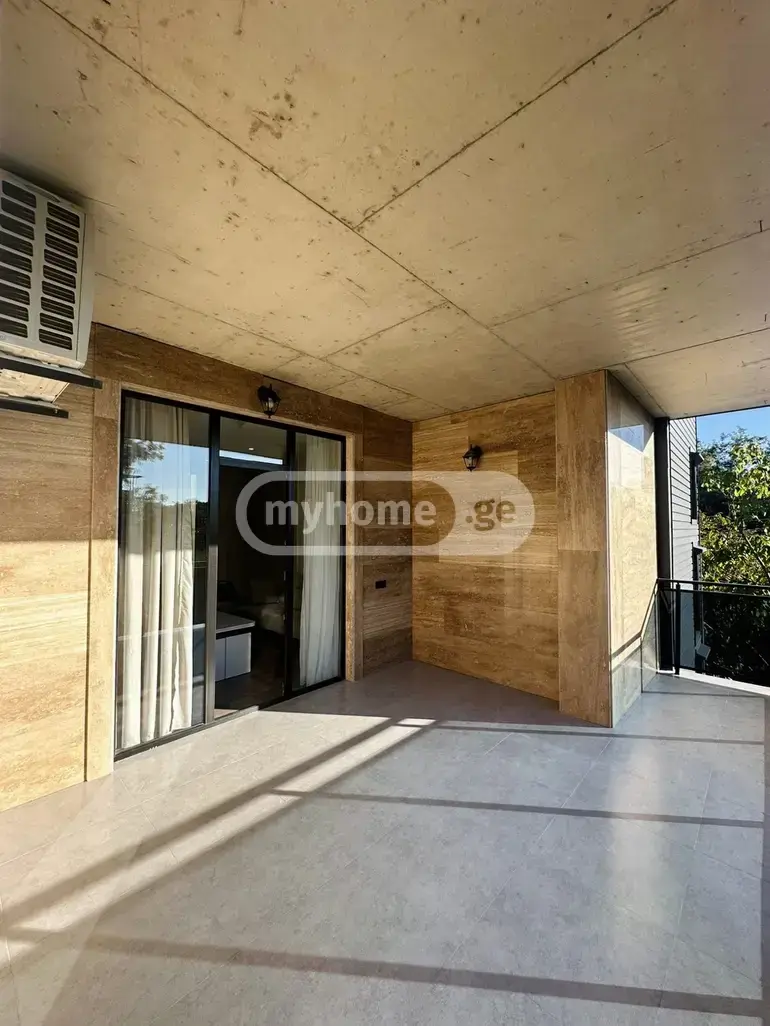 7 Room Private House For Sale view 8
