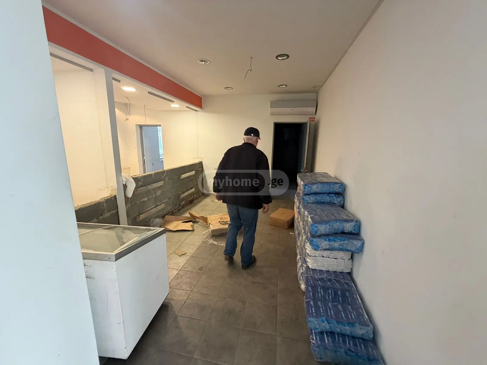 Universal Commercial Area For Rent In Samtredia view 9