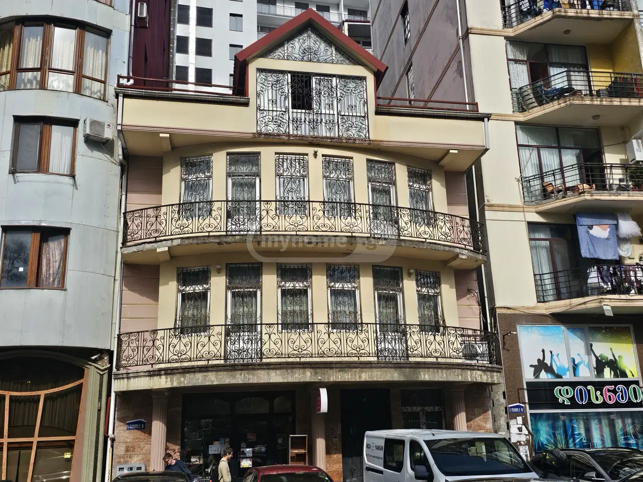 Full Building Commercial Area For Sale Rustavelis Ubani, In Batumi view 2