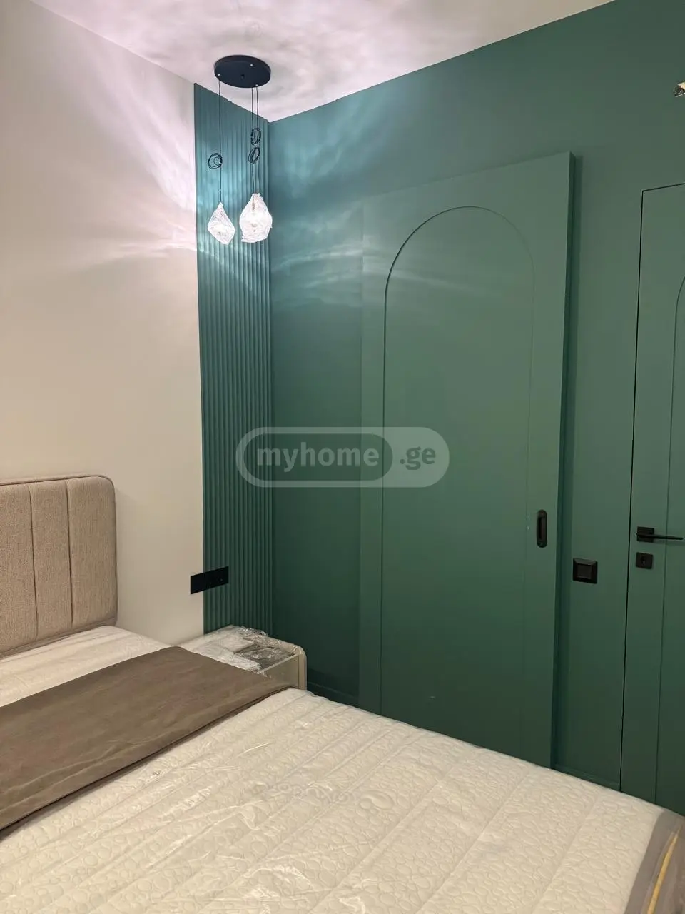 3 Room Apartment For Rent In Vera view 9