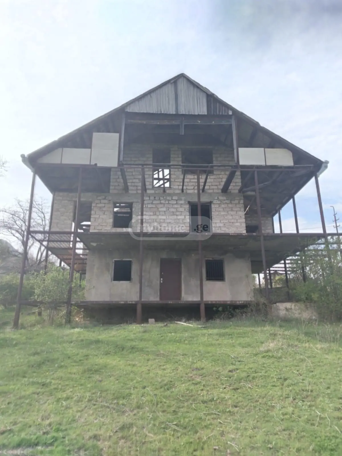 6 Room Private House For Sale view 5