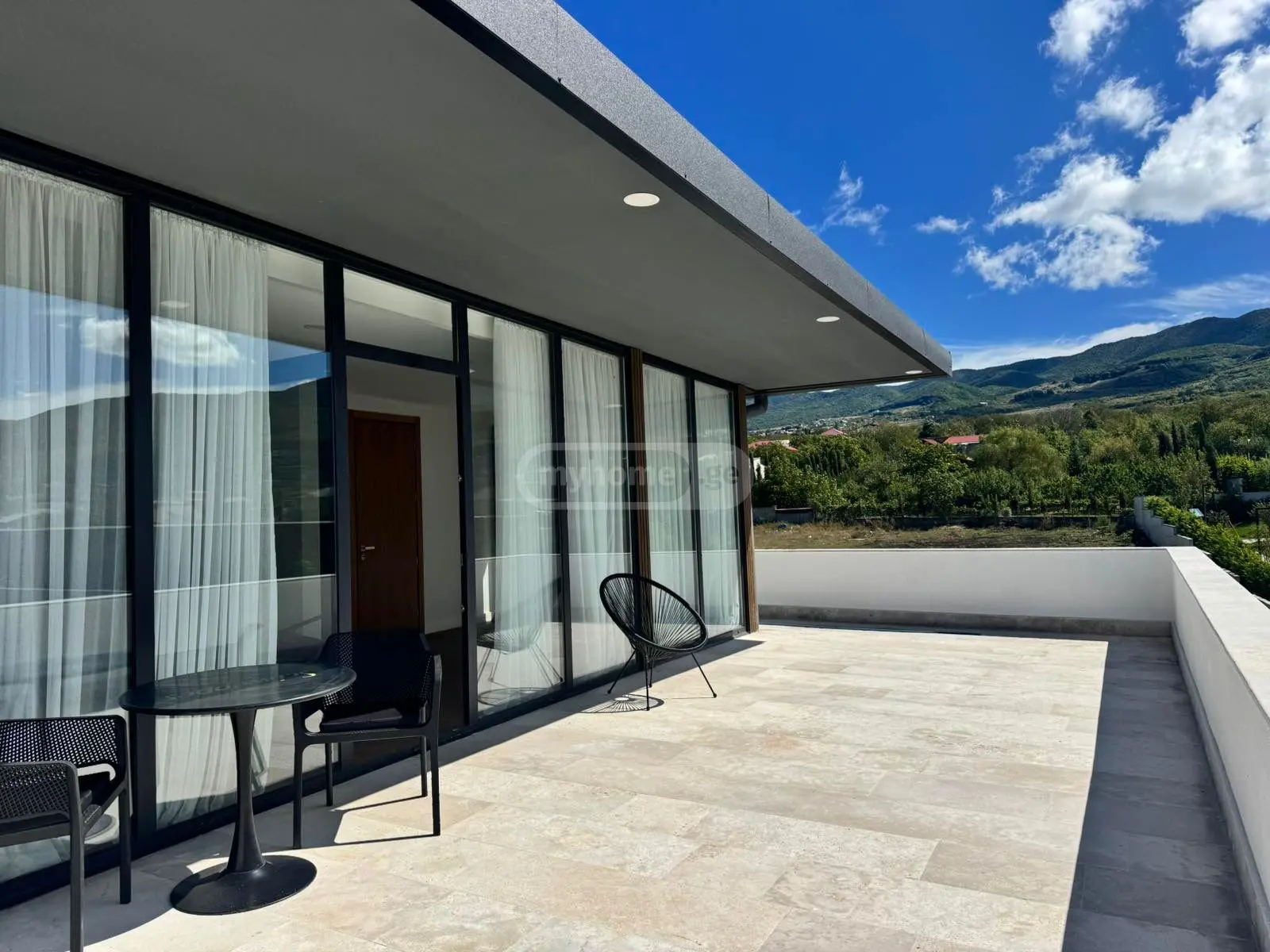 6 Room Country House For Sale view 10