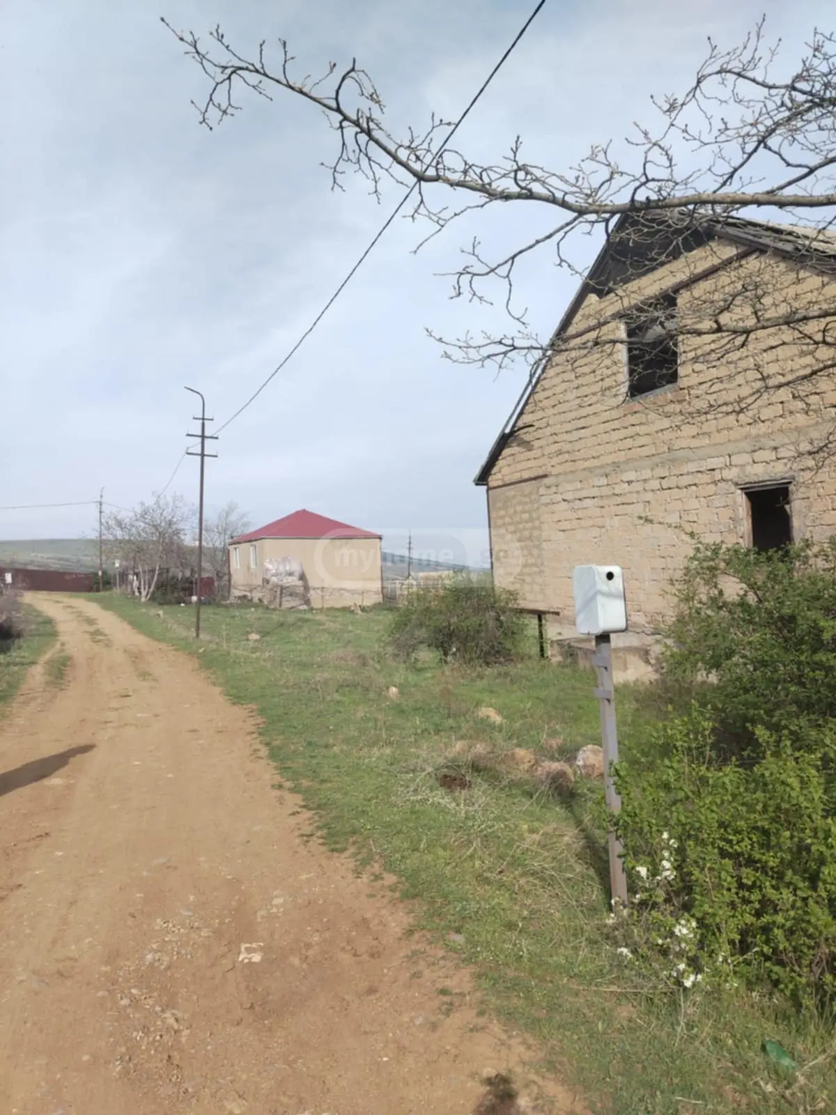 6 Room Private House For Sale view 4