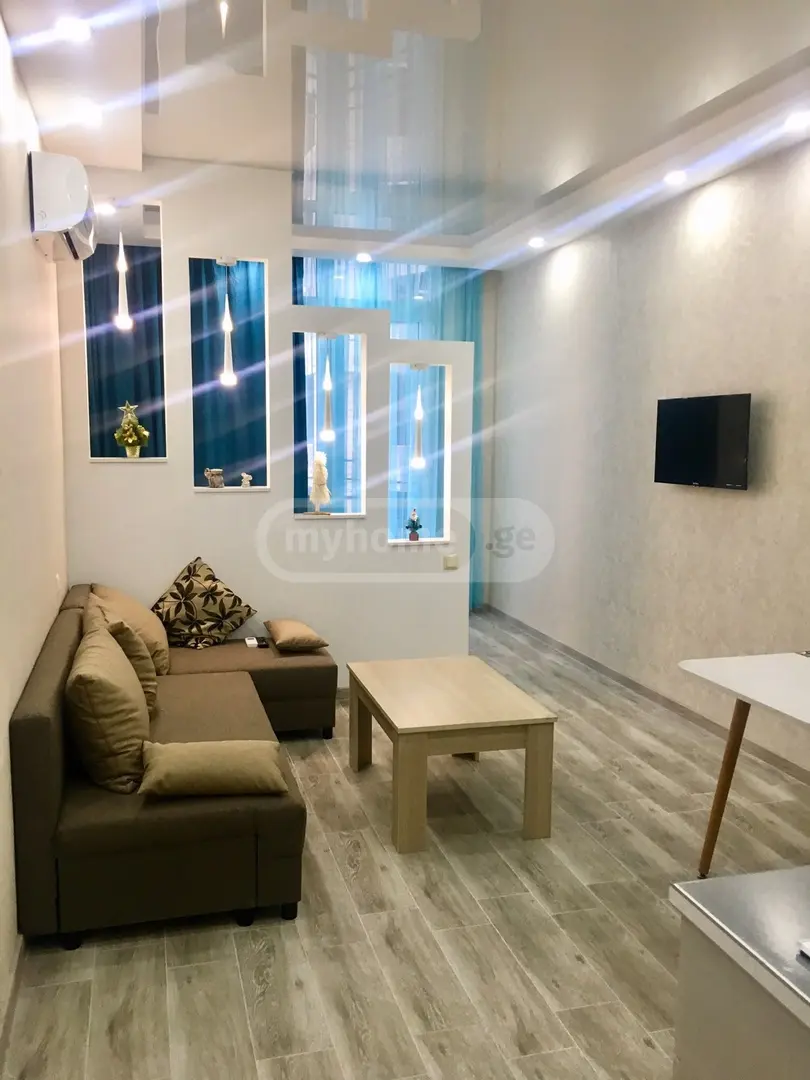 1 Room Apartment Daily Rent Khimshiashvilis Ubani, In Batumi view 2