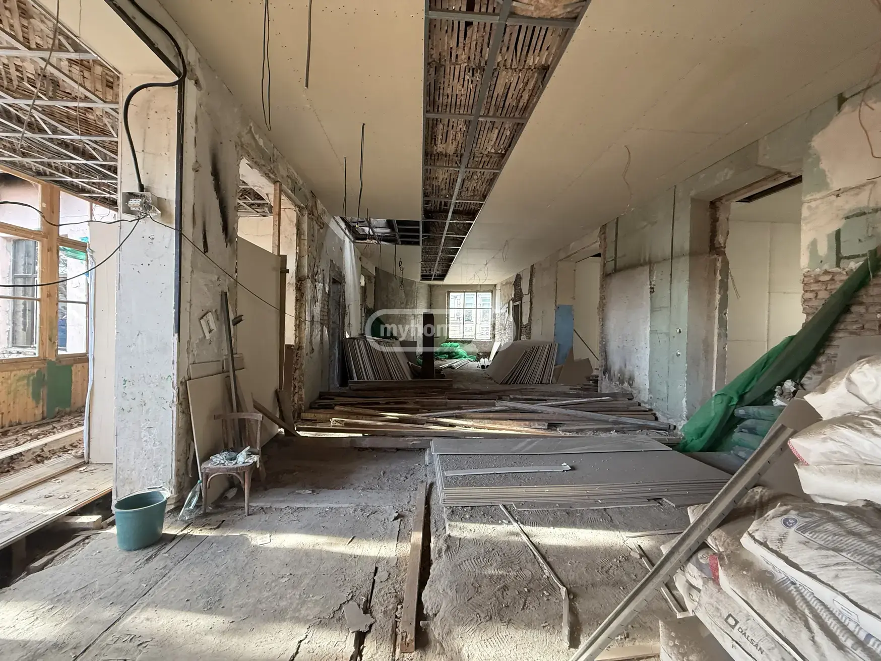 Universal Commercial Area For Sale In Sololaki view 9
