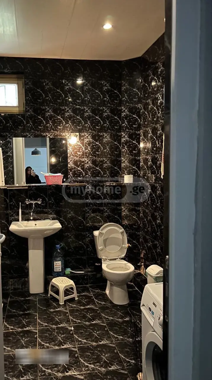 7 Room Private House For Rent In Saburtalo view 9