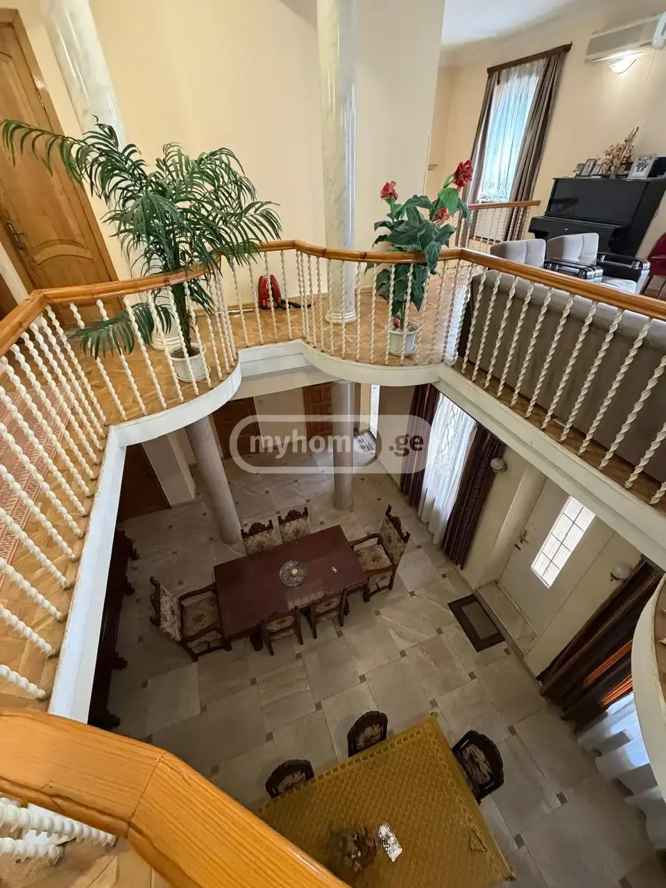 10+ Room Hotel For Sale In Vake view 9