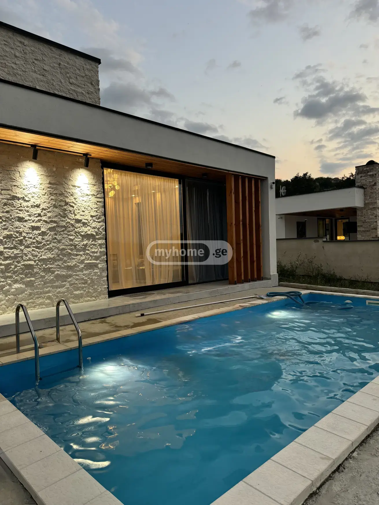4 Room Apartment For Sale view 4
