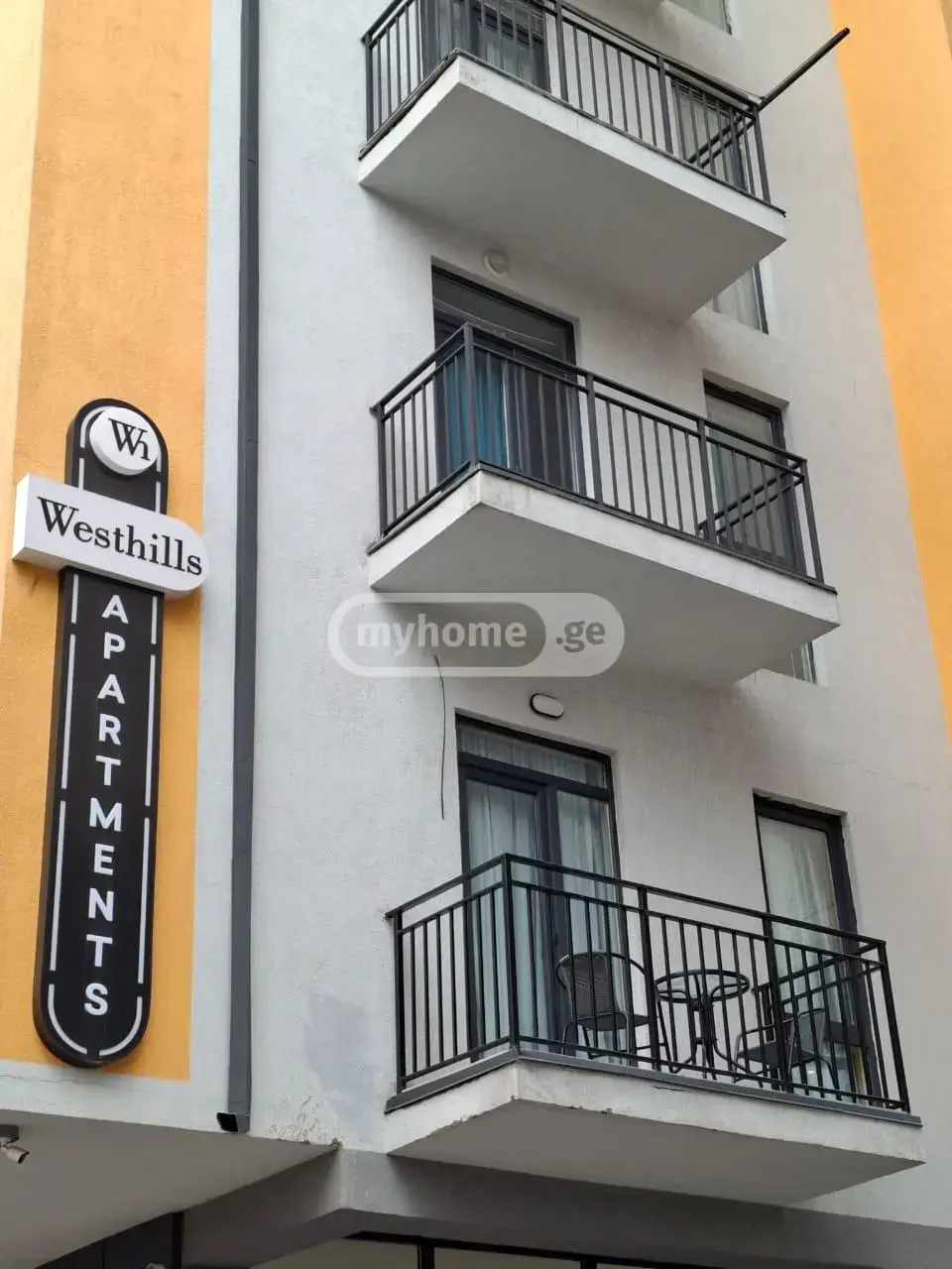 7 Room Hotel For Sale view 5