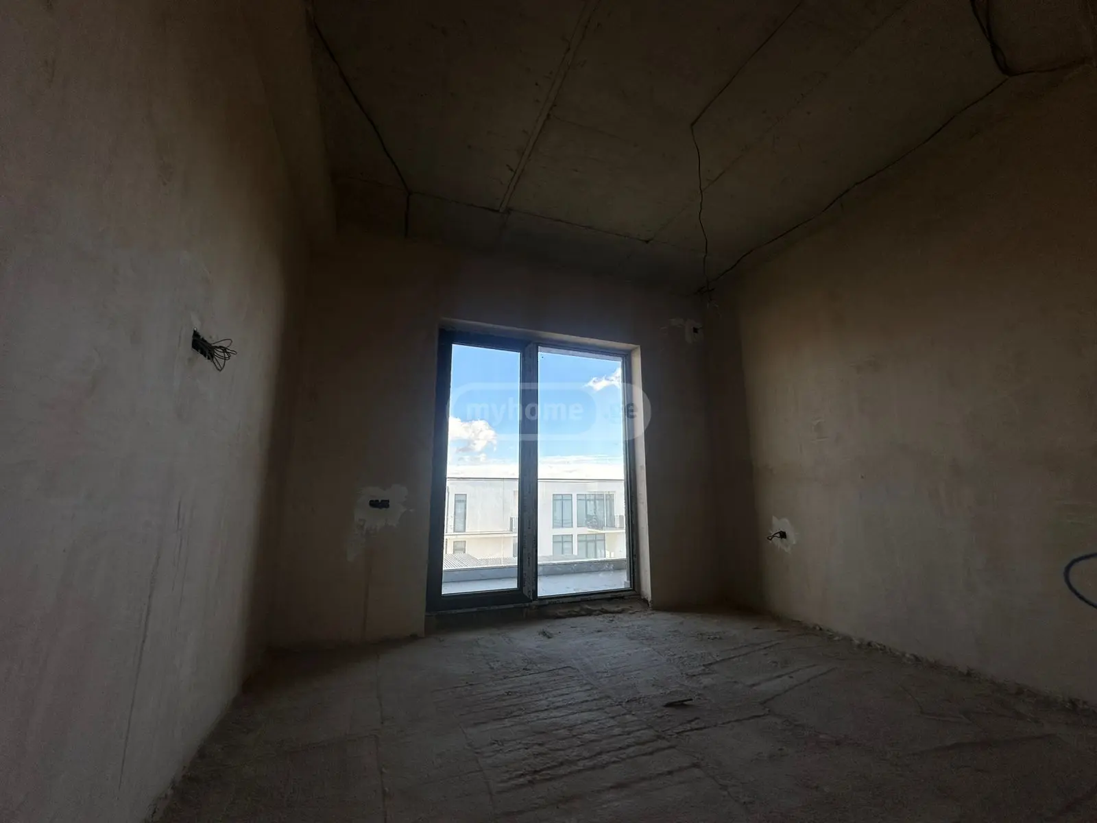 7 Room Private House For Sale view 9