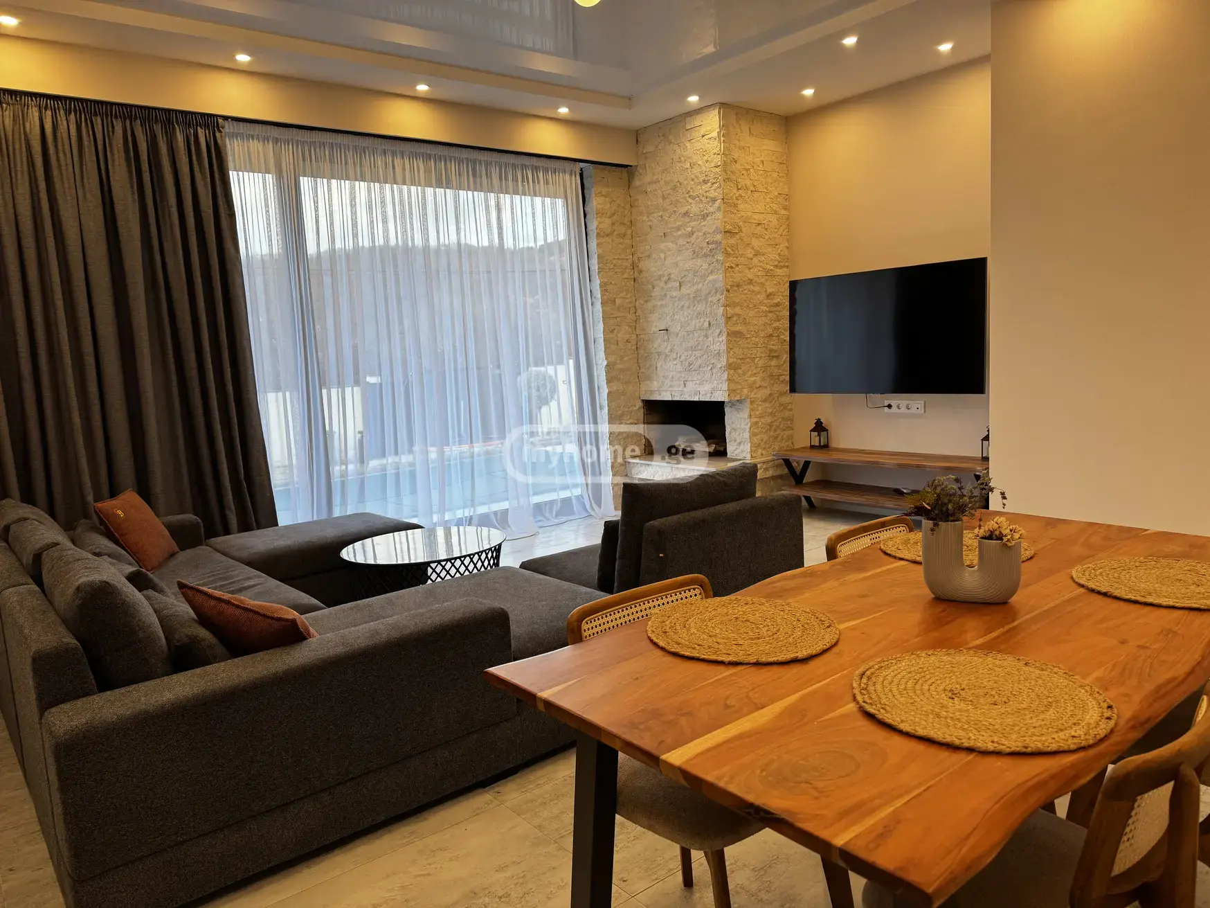4 Room Apartment For Sale view 2