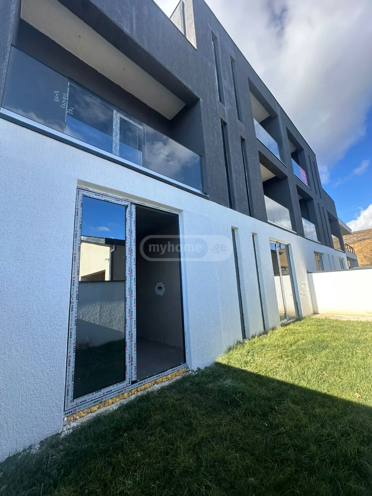 7 Room Private House For Sale view 5