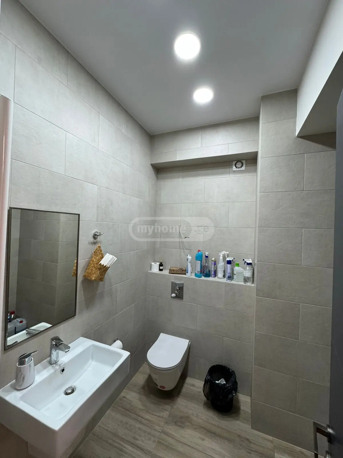 Office Commercial Area For Rent In Vake view 9