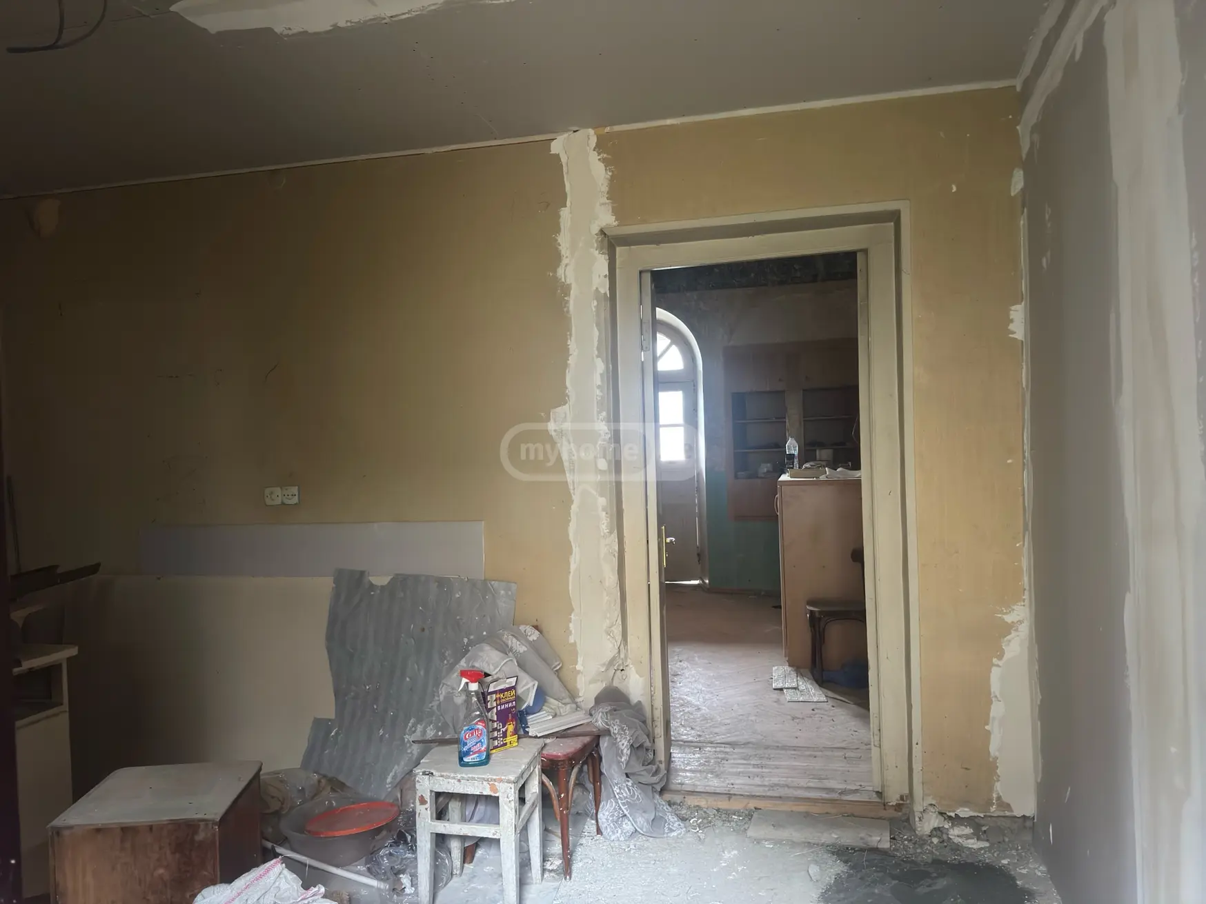 9 Room Private House For Sale view 8