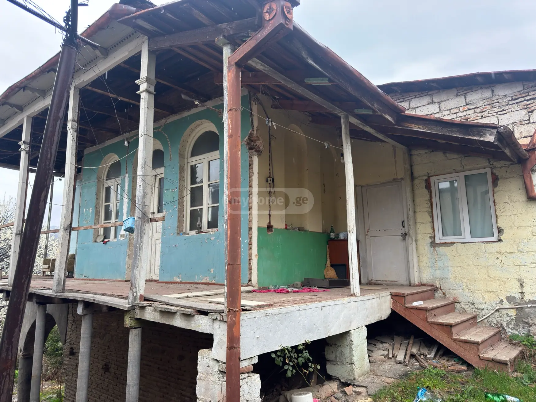 9 Room Private House For Sale view 1