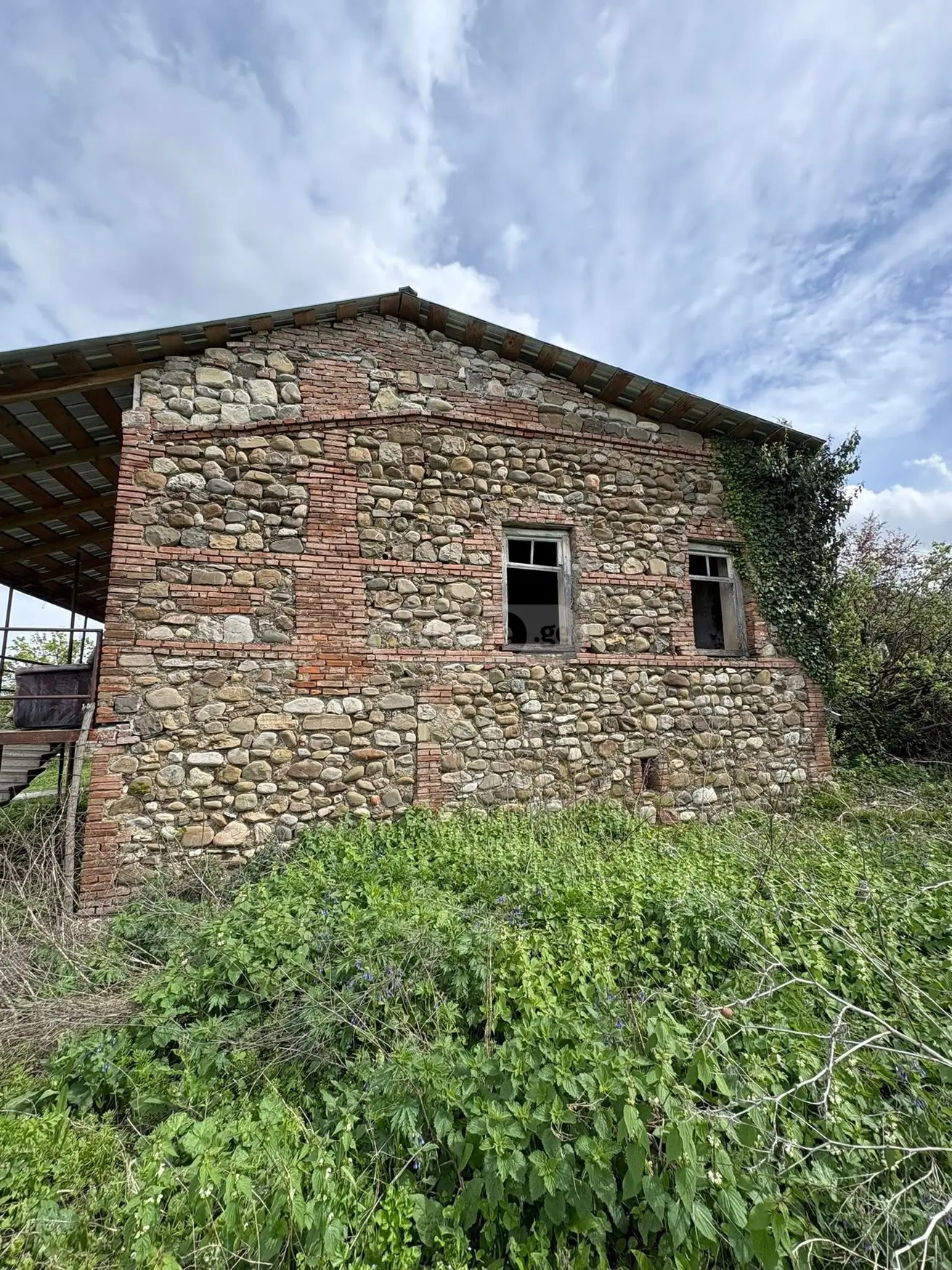 4 Room Private House For Sale view 9