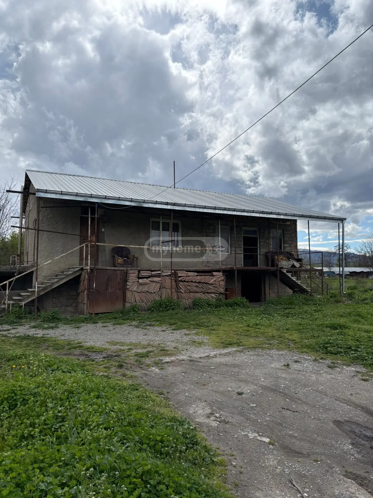 4 Room Private House For Sale view 1