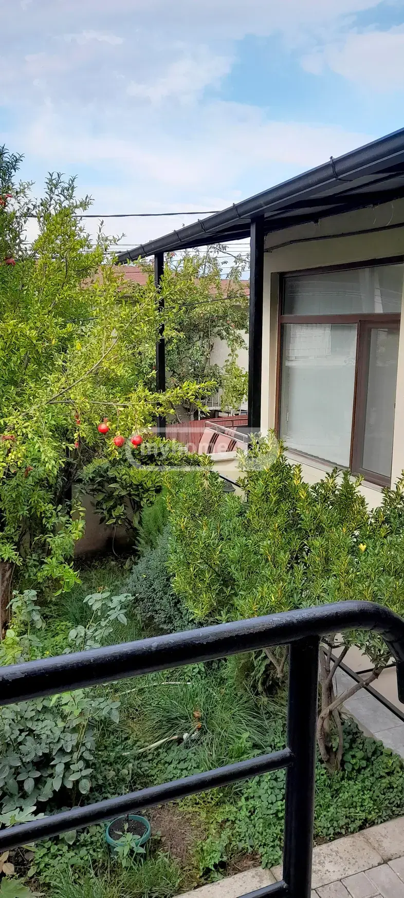 4 Room Private House For Rent In Vera view 1