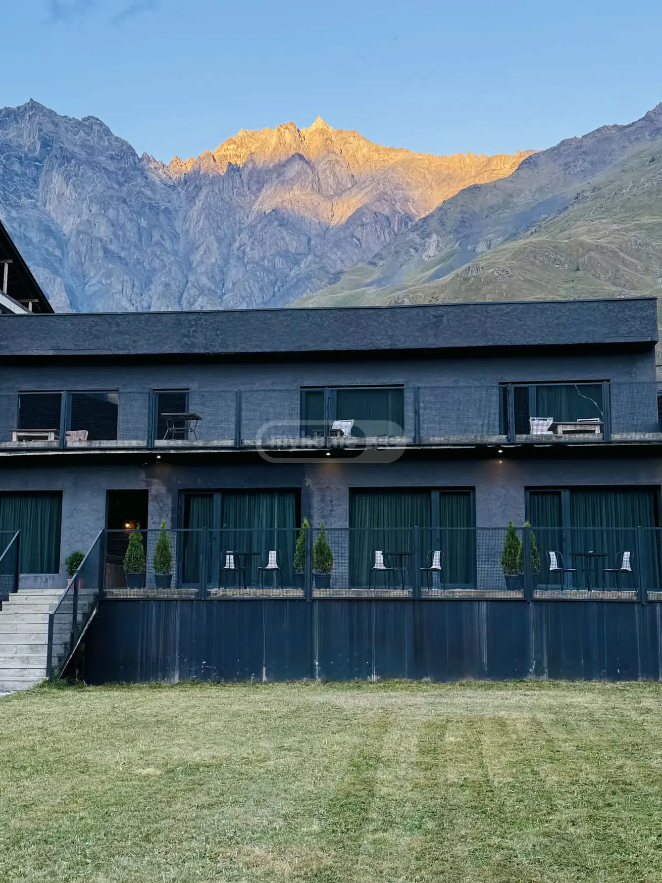 10+ Room Hotel For Sale In Kazbegi view 4