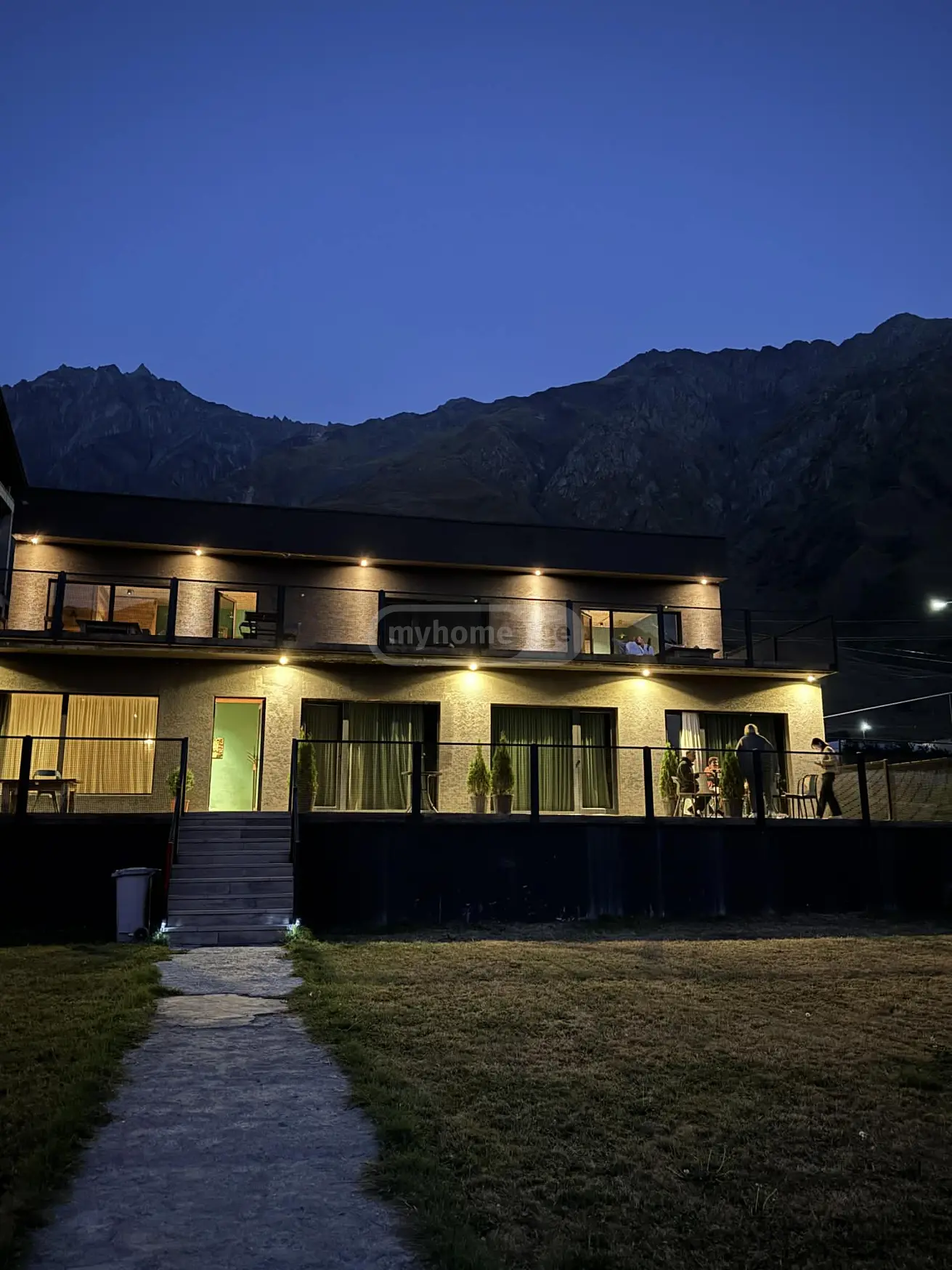 10+ Room Hotel For Sale In Kazbegi view 2