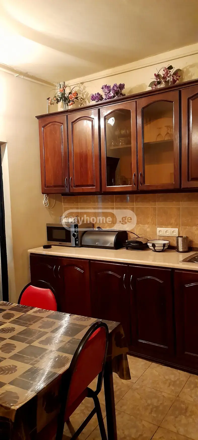 4 Room Private House For Rent In Vera view 12