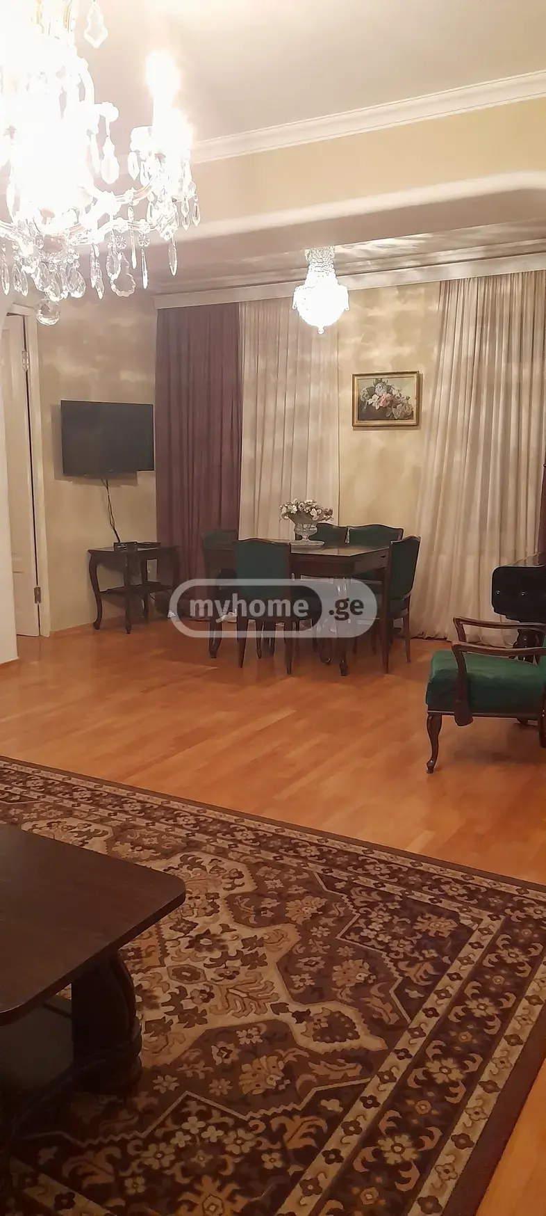 4 Room Private House For Rent In Vera view 6