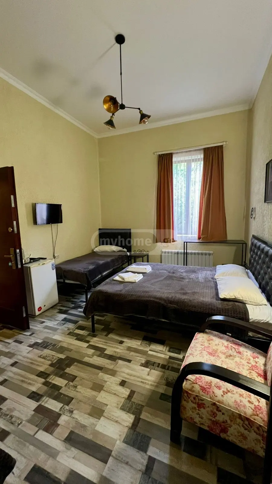 9 Room Hotel For Rent Mtsvaneqvavila, In Qutaisi view 10
