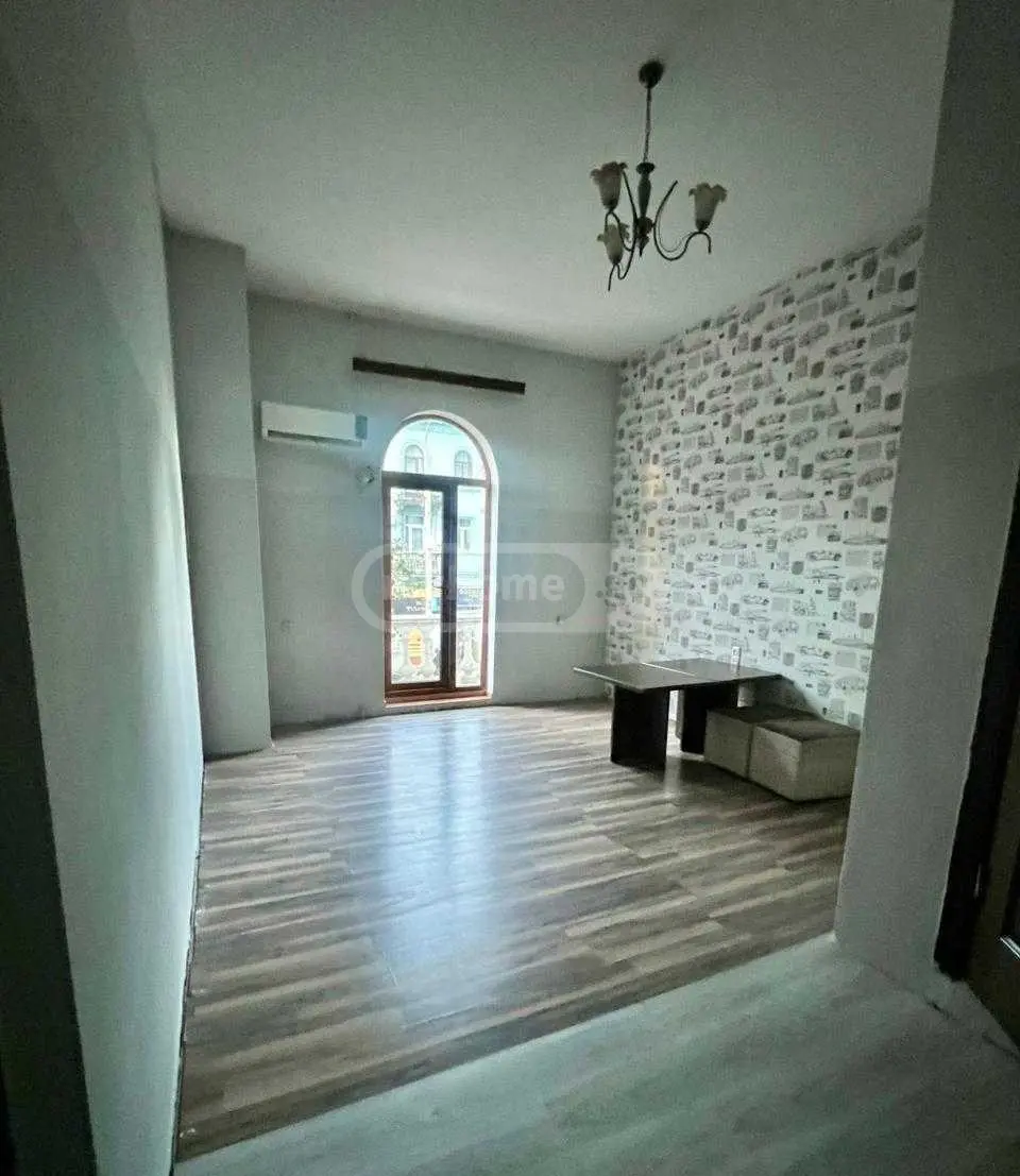 Universal Commercial Area For Rent In Old Batumi District, In Batumi view 7