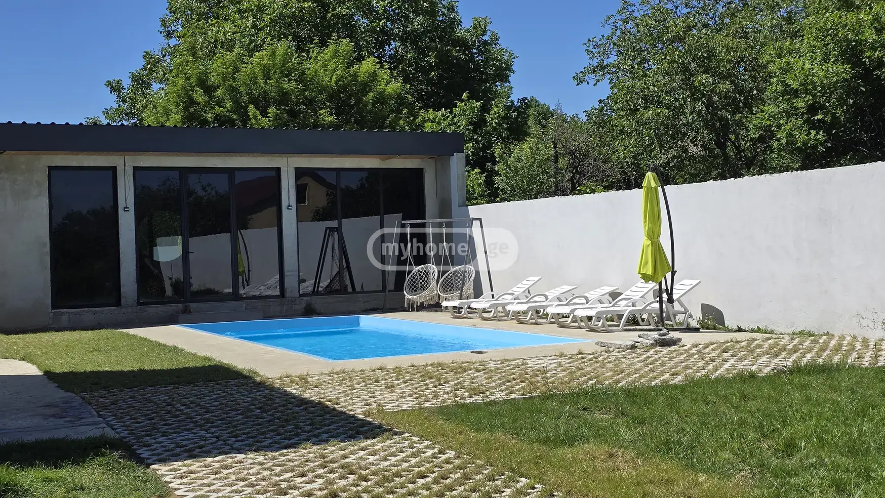 4 Room Country House Daily Rent In Sop. Dighomi view 3