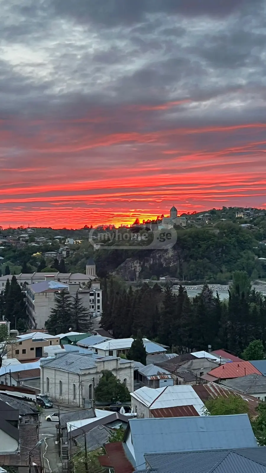 9 Room Hotel For Rent Mtsvaneqvavila, In Qutaisi view 5