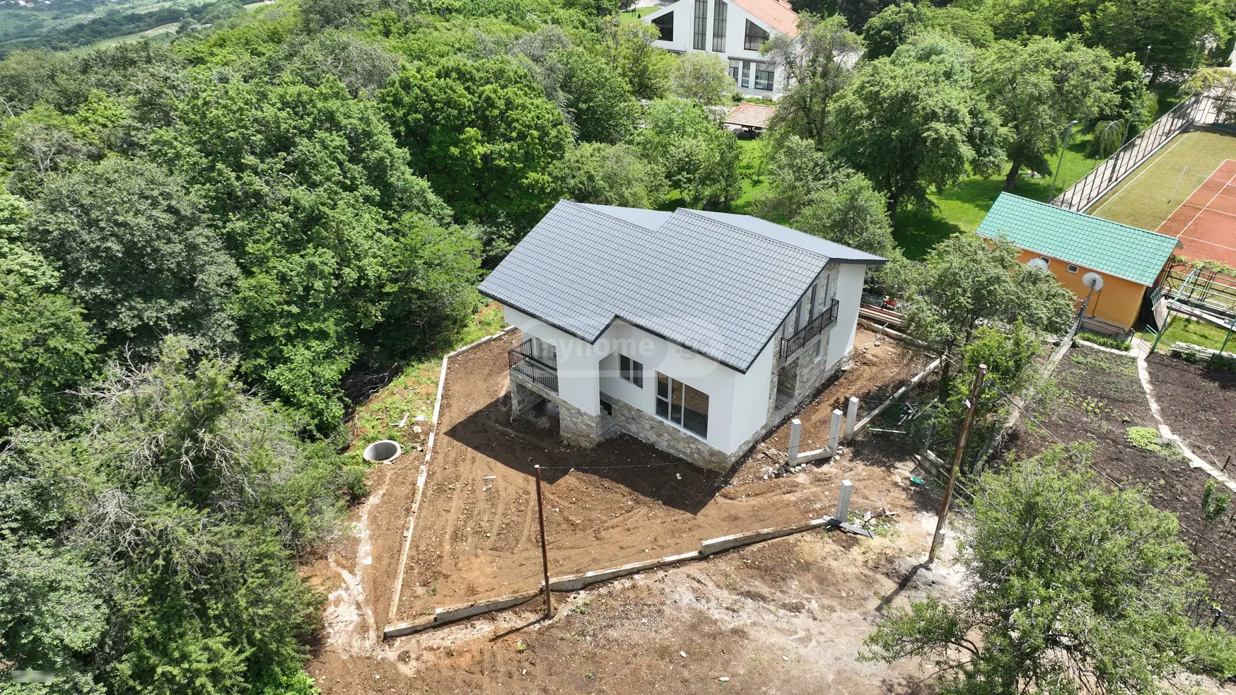 6 Room Country House For Sale view 4