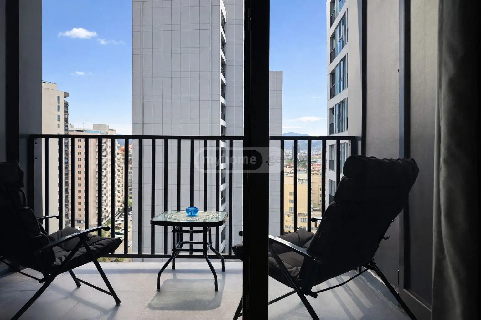 2 Room Apartment Daily Rent In Digomi view 4