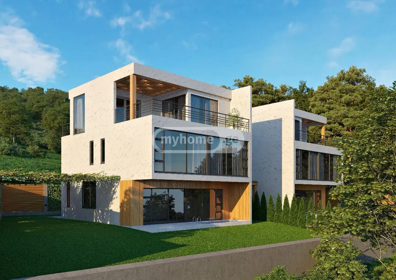 7 Room Private House For Sale view 1