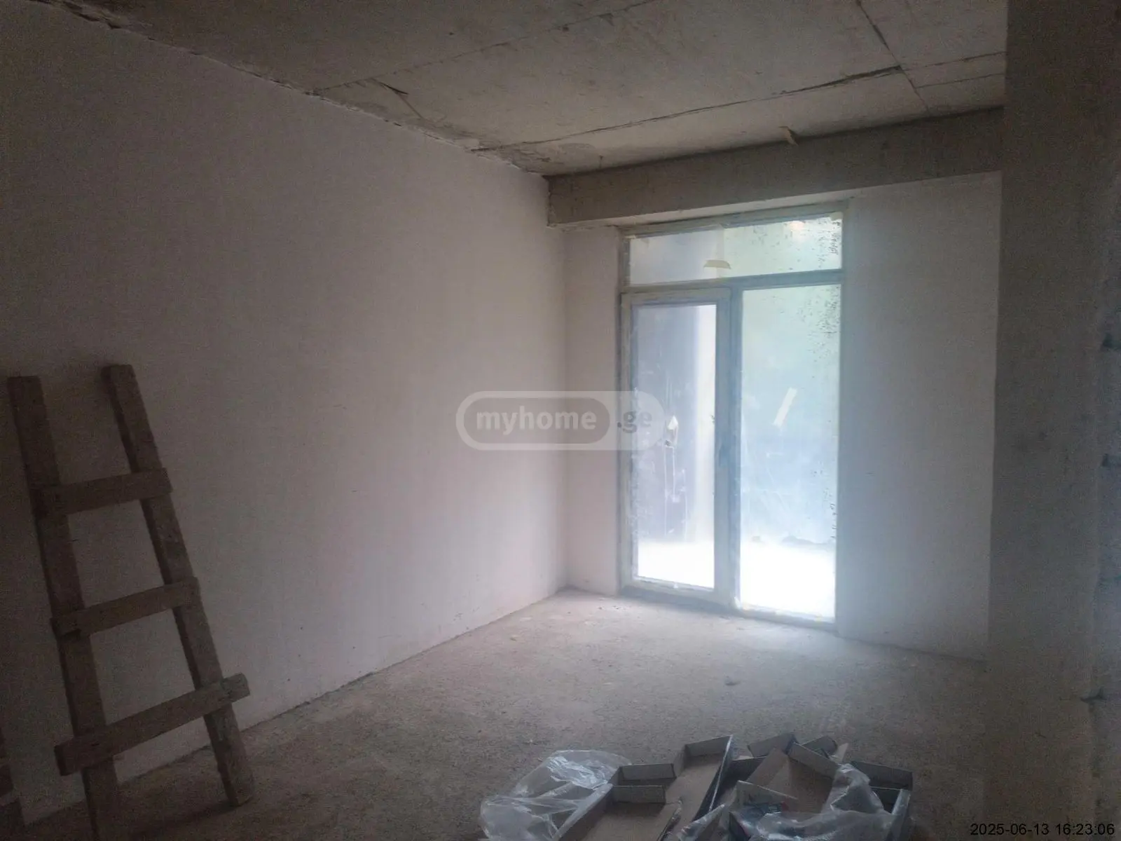 2 Room Apartment For Sale view 2