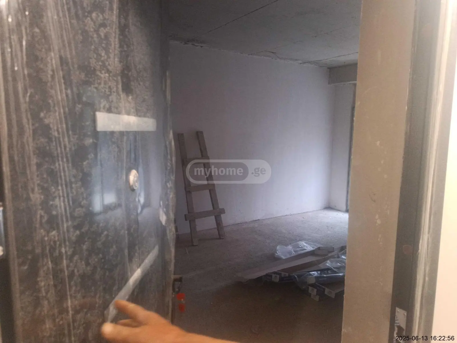 2 Room Apartment For Sale view 3