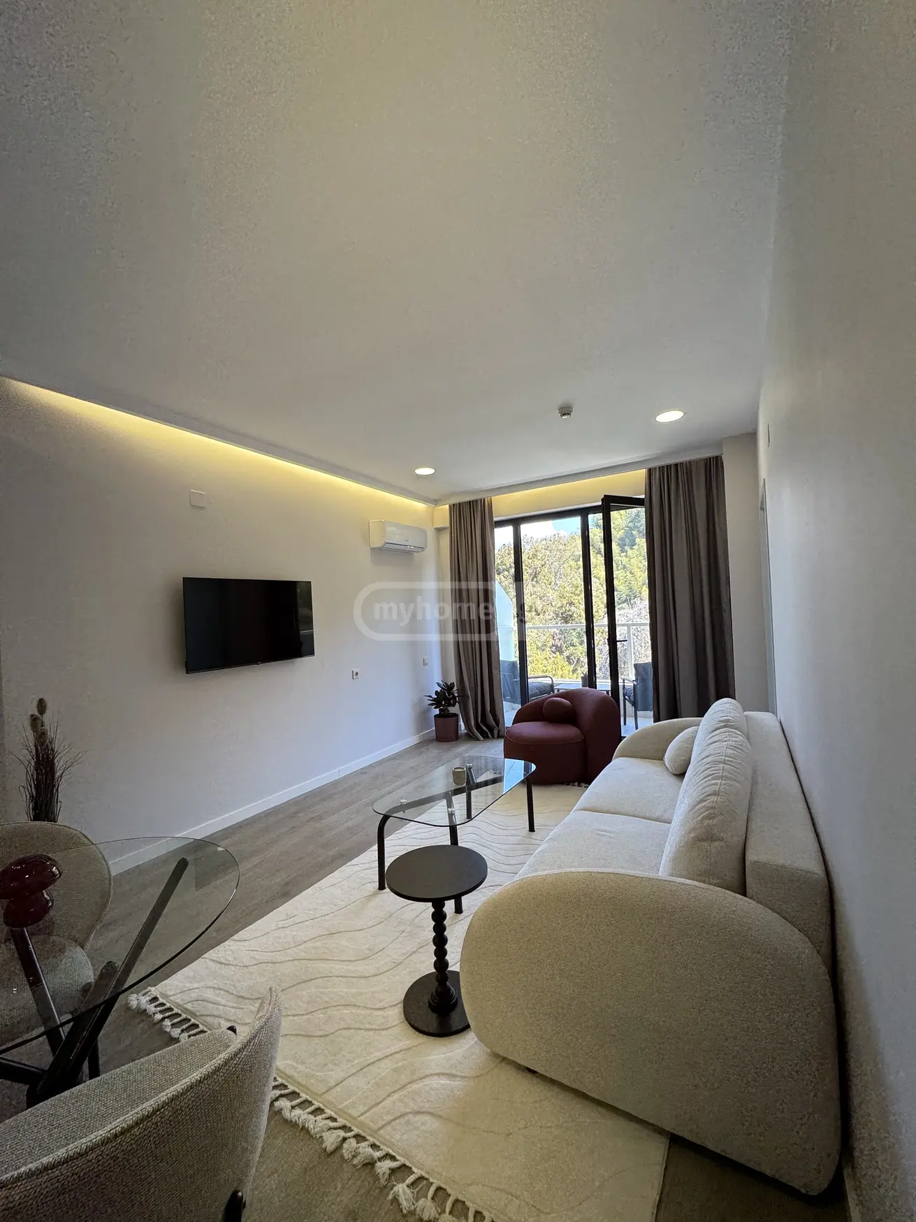 2 Room Apartment For Sale view 2